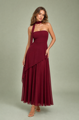 Robe longue asymétrique avec tour de cou