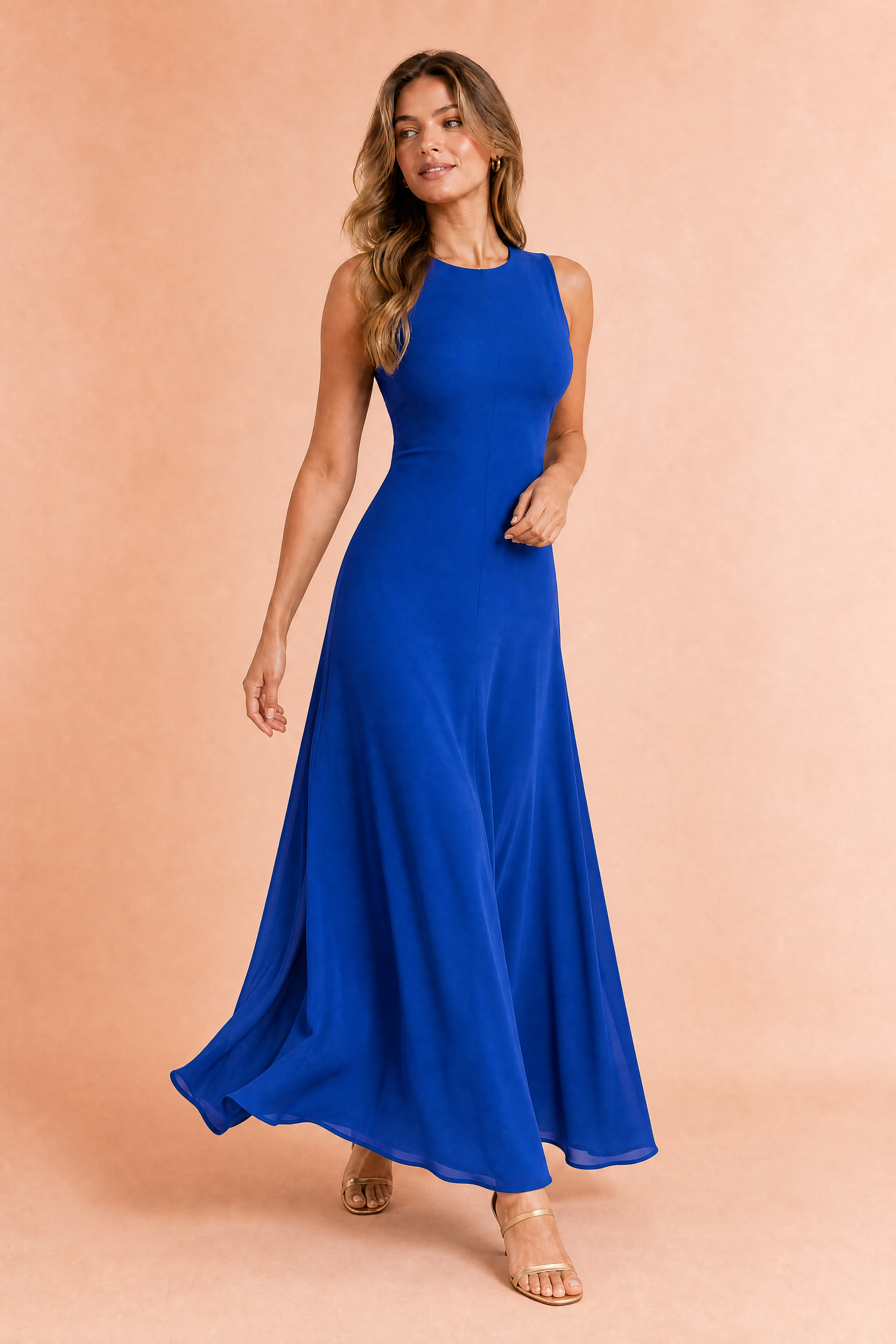 Robe longue bleue fluide sans manches | Vue en mouvement | Lounelle Paris