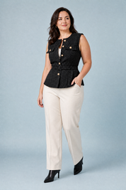 Gilet sans manches tweed ceinturé | Porté sur une silhouette plus ronde | Lounelle Paris