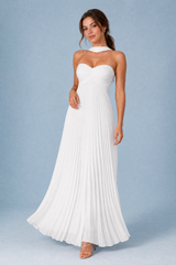 Robe longue plissée dos nu