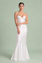 Robe longue coupe sirène dos lacé