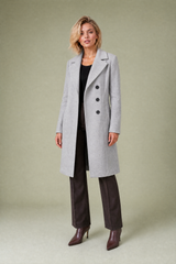 Manteau long ceinturé à col tailleur