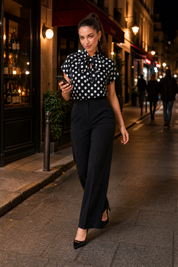 Chemisier à pois col lavallière | Variante Noir - Lifestyle | Lounelle Paris