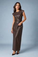 Robe longue marron similicuir