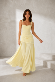 Robe longue dos nu drapée