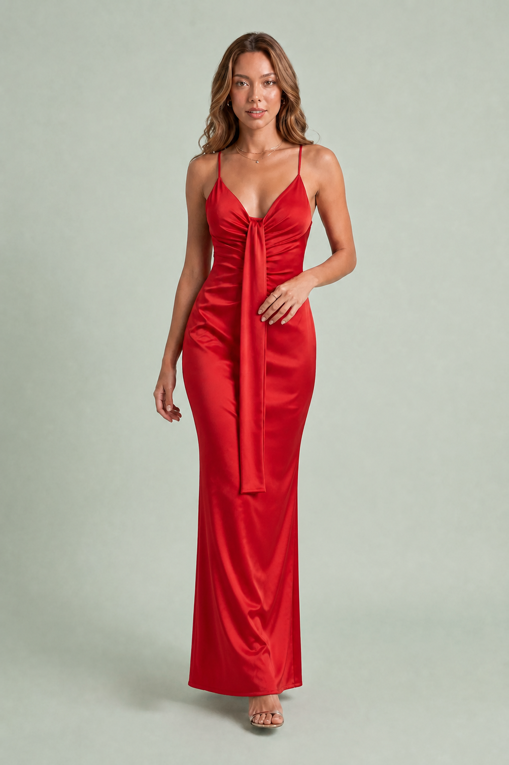 Robe longue col V drapée