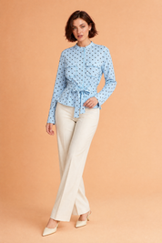 Veste chemise bleu clair à pois | Vue de face | Lounelle Paris