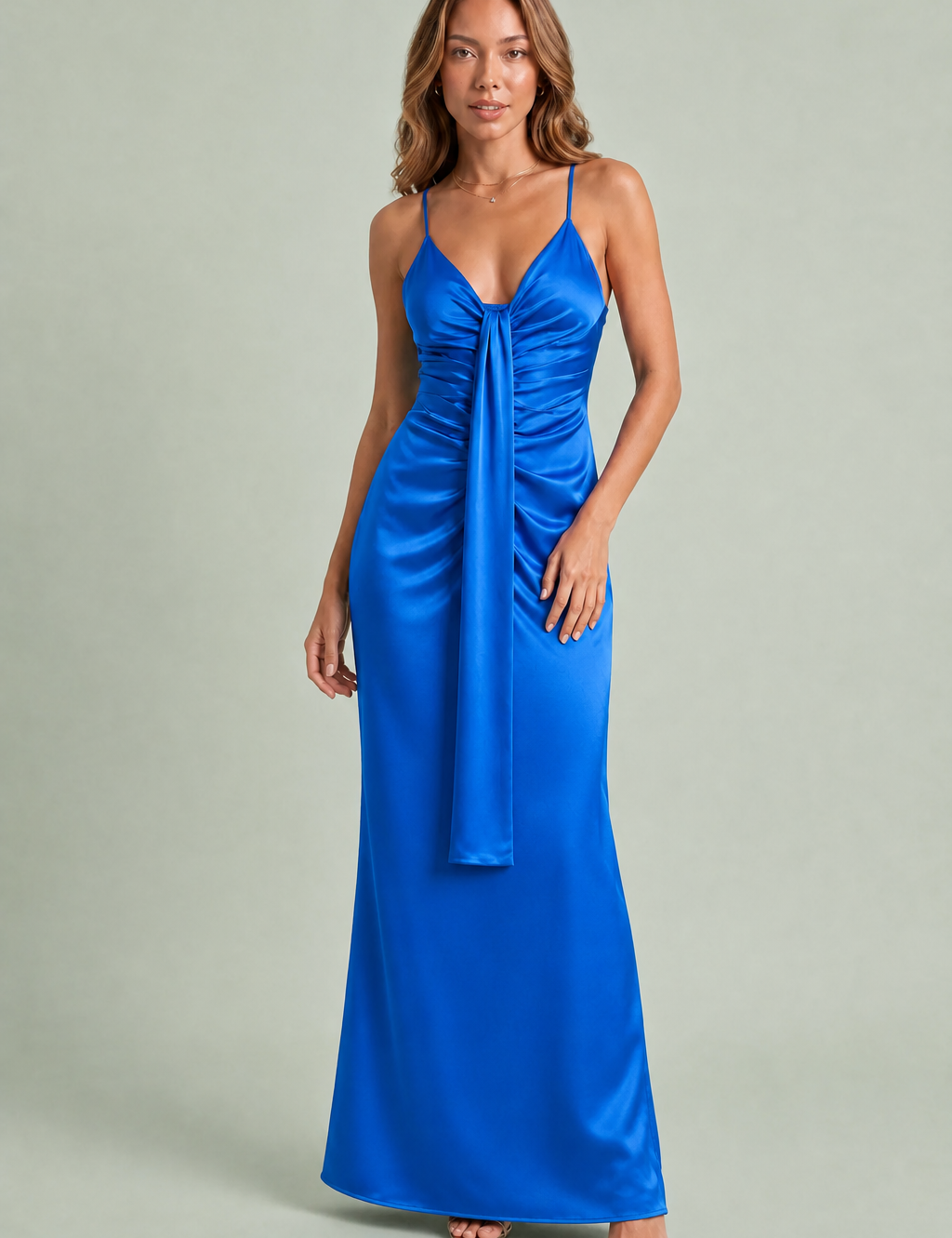 Robe longue col V drapée