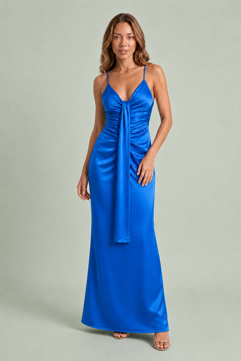 Robe longue col V drapée