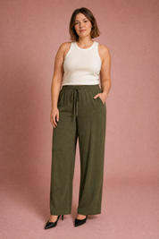 Pantalon fluide large taille cordon | Porté sur une autre silhouette | Lounelle Paris