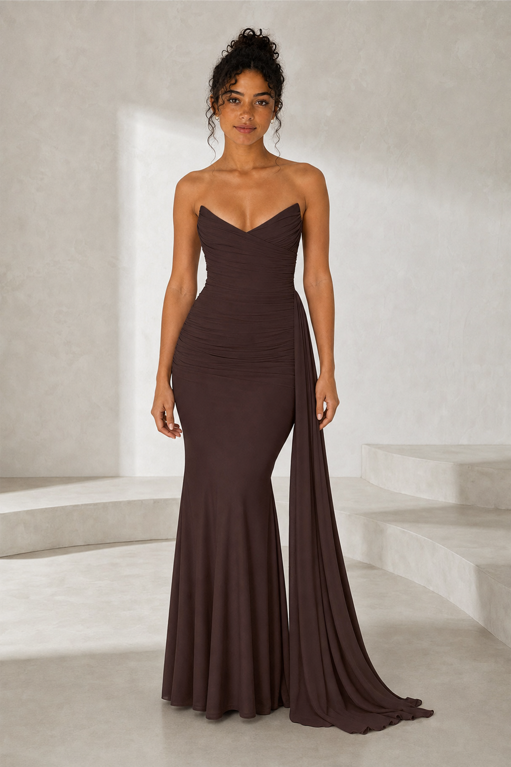 Robe marron bustier en cœur vue de face - Lounelle Paris