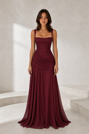 Robe longue dos nu drapée variante bordeaux