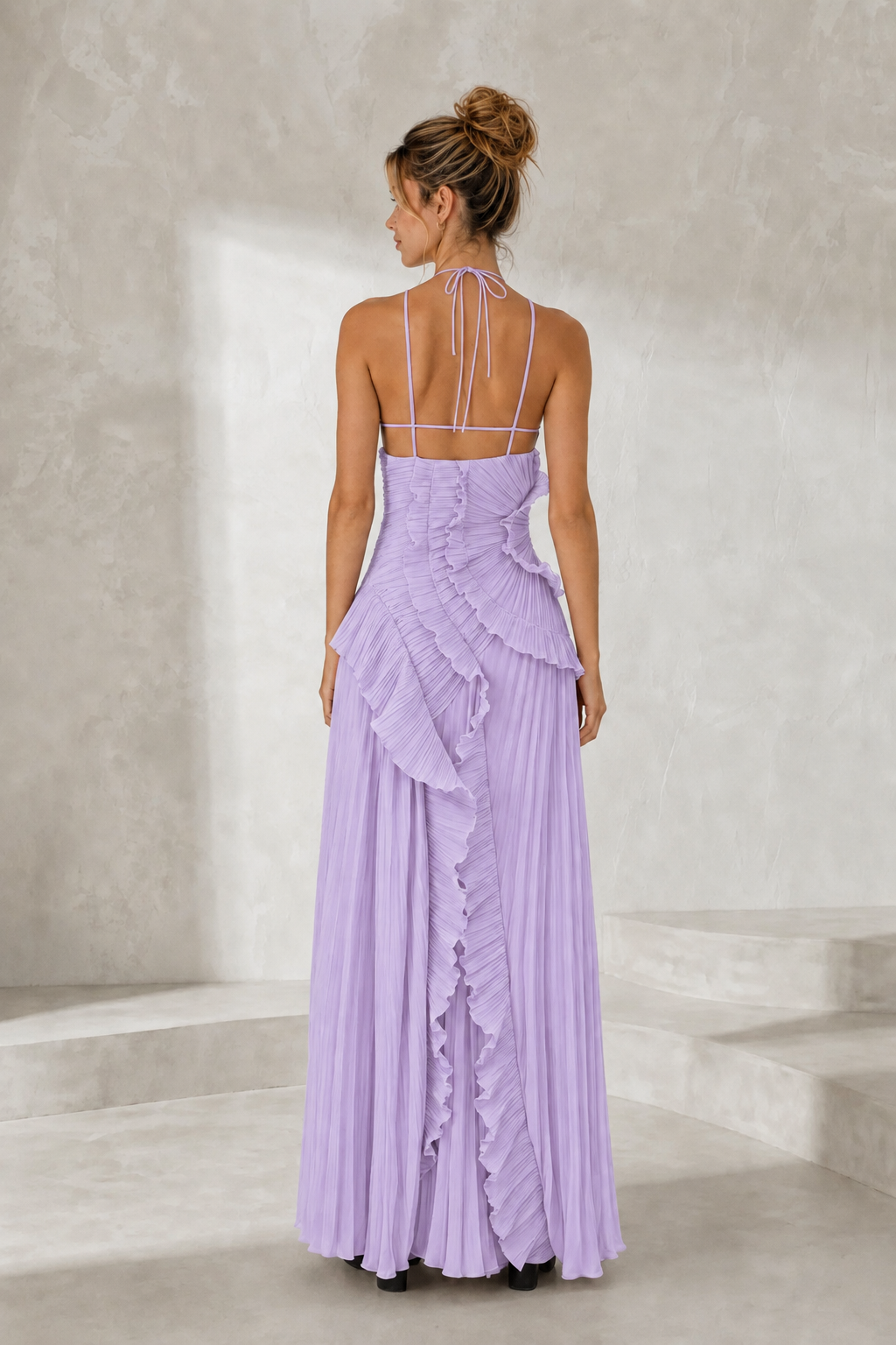 Robe longue col halter à volants
