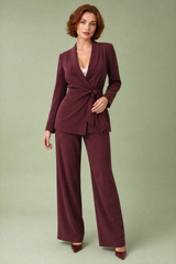 Tailleur pantalon croisé ceinturé