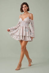 Robe fluide à bretelles et volants