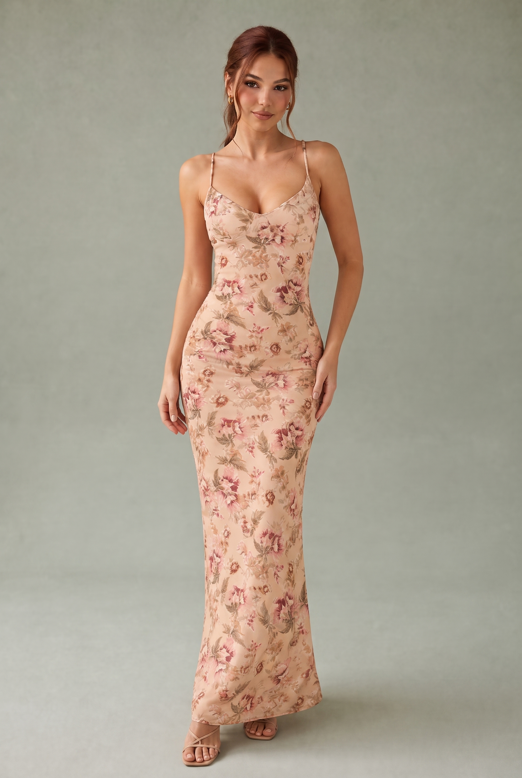 Robe longue abricot fleurie dos nu | Vue rapprochée | Lounelle Paris