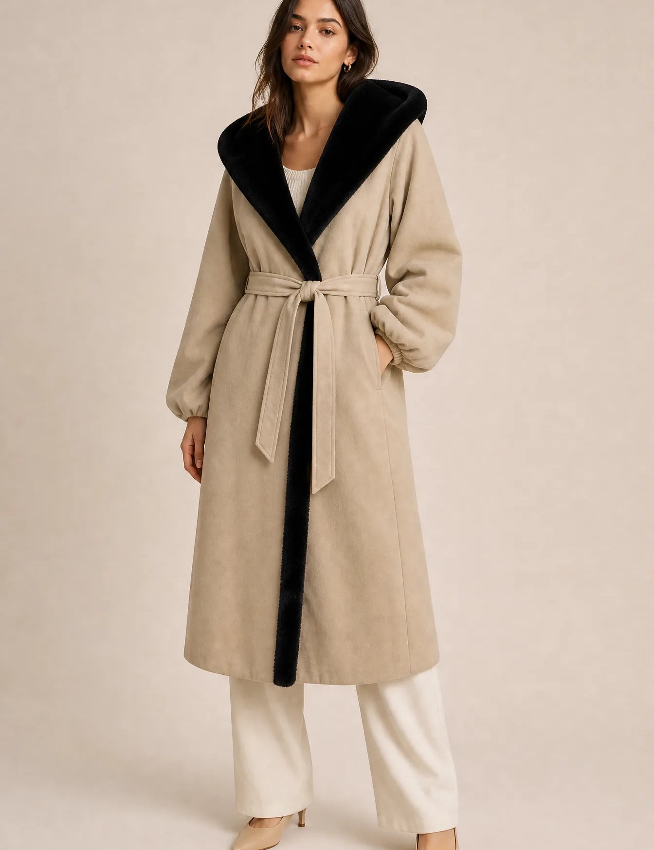 Manteau beige matelassé à capuche | Vue de face | Lounelle Paris