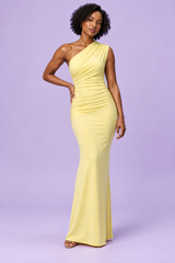 Robe longue jaune asymétrique à fronces