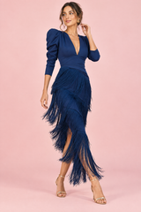 Robe bleu marine à franges et col V
