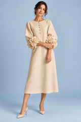 Robe midi beige coupe trapèze à manches bouffantes