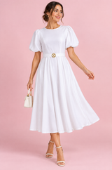 Robe midi blanche à col montant et manches bouffantes
