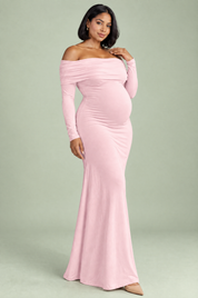 Robe longue de grossesse rose en résille froncée à col Bardot | Porté sur une autre silhouette | Lounelle Paris