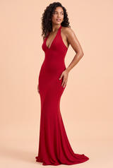 Robe longue rouge près du corps à décolleté V