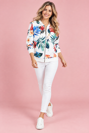 Veste bomber fleurie ajustée blanche | Vue en mouvement | Lounelle Paris
