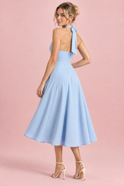Robe midi patineuse bleu ciel à col américain | Vue de dos | Lounelle Paris