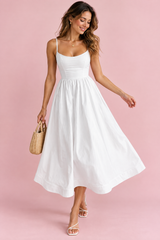 Robe midi blanche plissée évasée