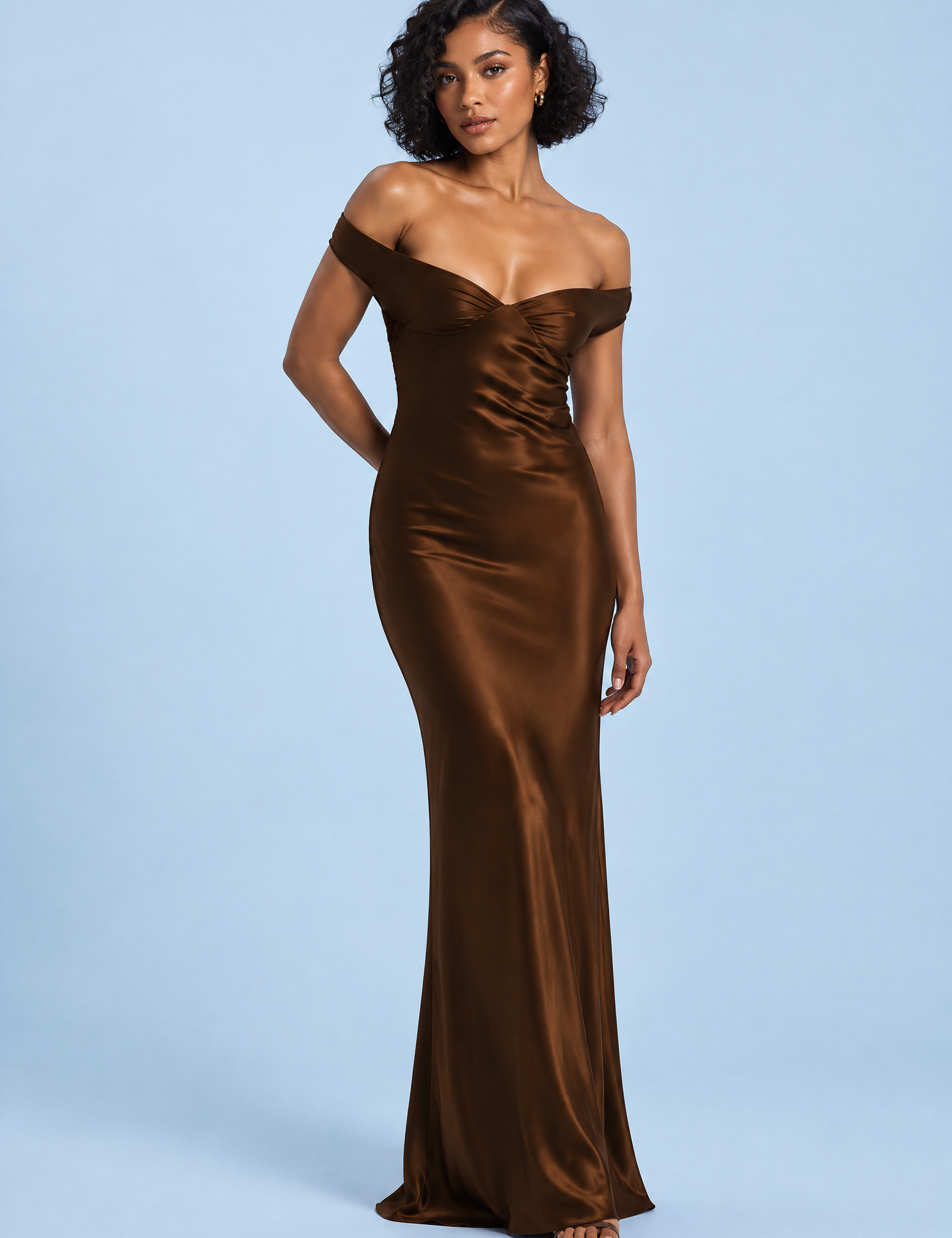 Robe longue froncée marron épaules dénudées | Vue de face | Lounelle Paris