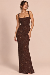 Robe longue à sequins marron