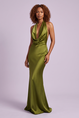 Robe longue sirène vert olive dos nu à col bénitier