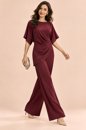 Ensemble pantalon bordeaux plissé effet portefeuille | Vue en mouvement | Lounelle Paris