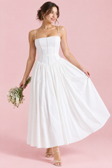 Robe longue blanche à corset
