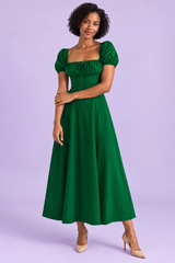 Robe midi vert foncé à coupe trapèze et encolure carrée