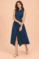 Robe midi bleu marine à pois et dos nu