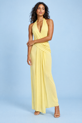 Robe longue jaune asymétrique à col halter et dos ouvert