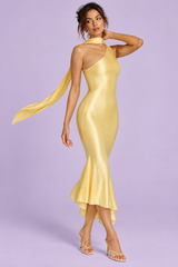 Robe midi jaune dos nu avec foulard