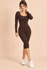 Combinaison-pantalon marron à décolleté rond et taille corset
