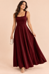 Robe midi bordeaux à encolure cœur