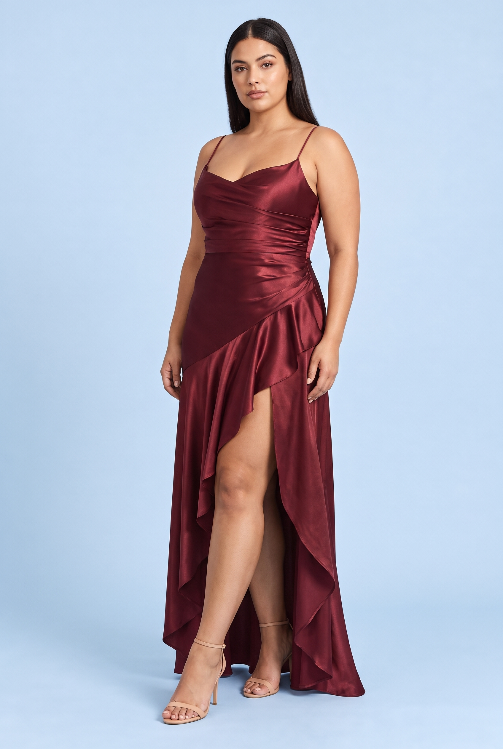 Robe asymétrique bordeaux à col bénitier | Porté sur une autre silhouette | Lounelle Paris