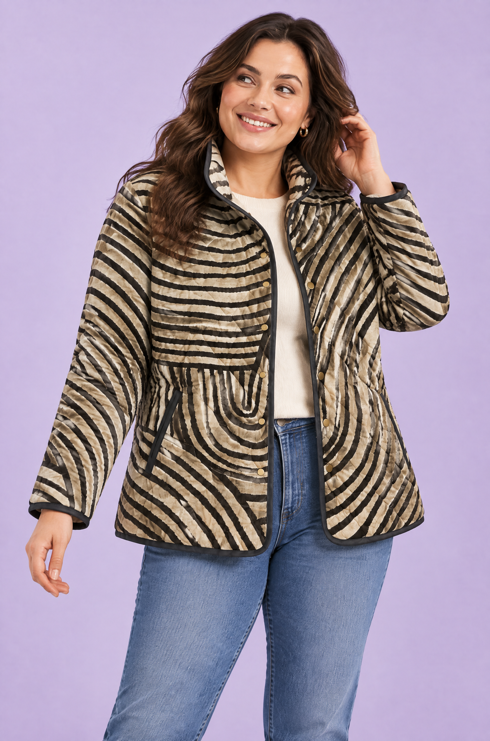 Veste matelassée beige à col montant | Porté sur une autre silhouette | Lounelle Paris