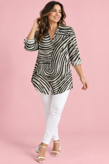 Chemise blanc cassé boutonnée à imprimé géométrique