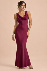 Robe longue asymétrique torsadée rose