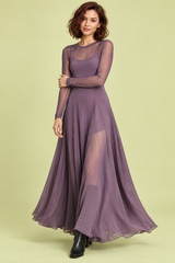 Robe longue violette à empiècements en mesh