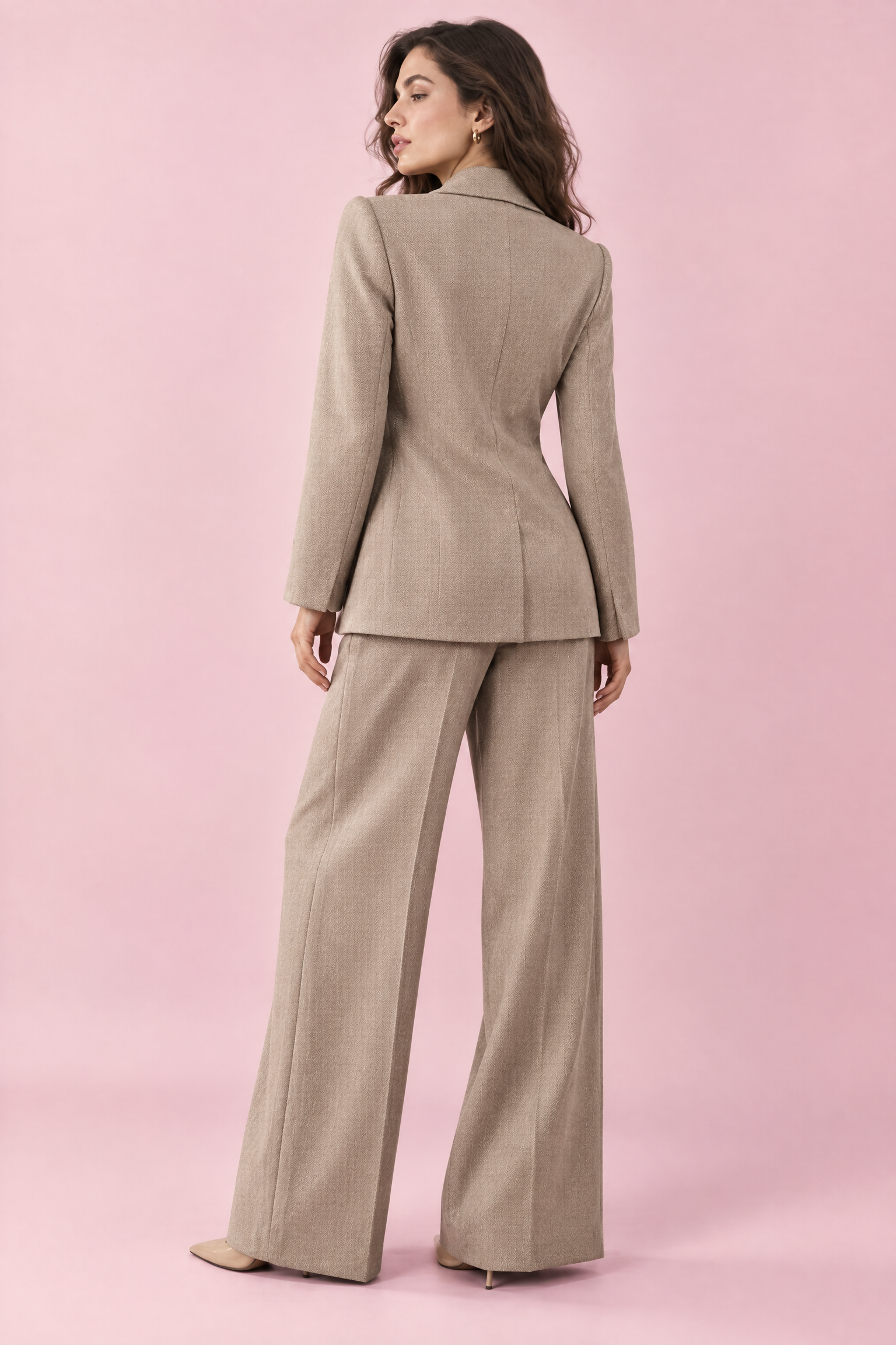 Ensemble tailleur trois pièces kaki à corset | Vue de dos | Lounelle Paris