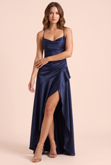 Robe asymétrique bleu marine à col bénitier