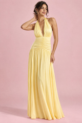 Robe longue jaune à décolleté plongeant et fronces