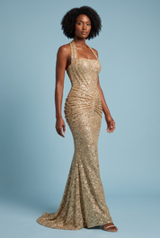 Robe dorée à sequins et encolure américaine | Vue de face | Lounelle Paris